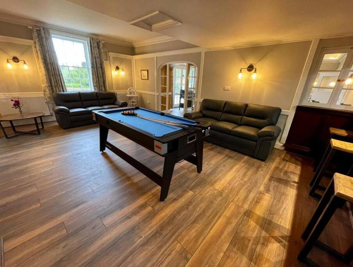 Lydney House Swaffham Sleeps 22 Villa Ngoại thất bức ảnh