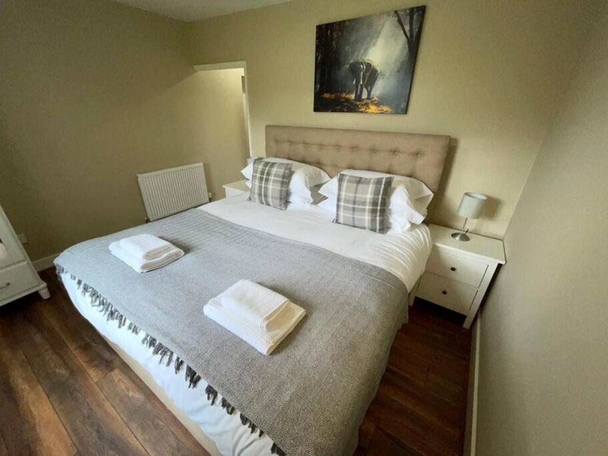 Lydney House Swaffham Sleeps 22 Villa Ngoại thất bức ảnh