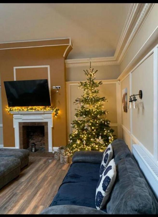 Lydney House Swaffham Sleeps 22 Villa Ngoại thất bức ảnh