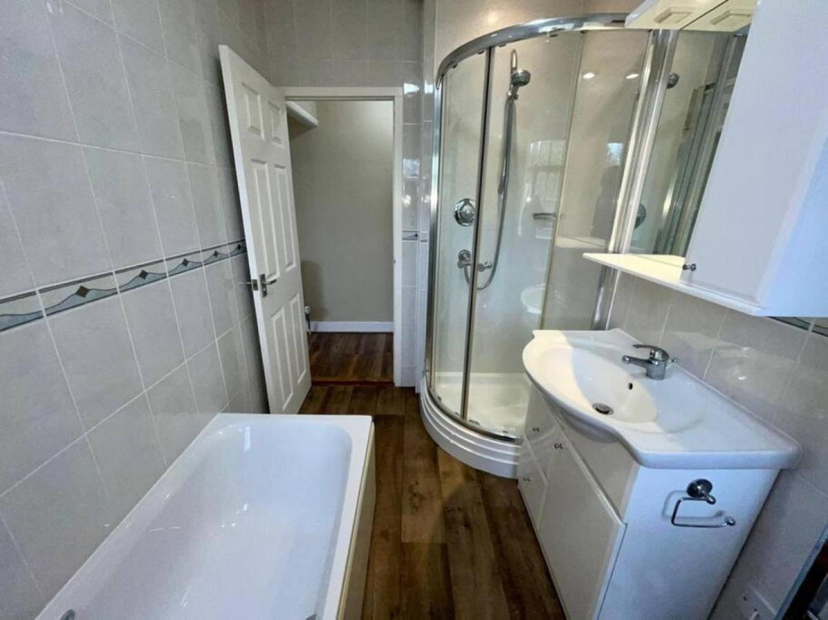 Lydney House Swaffham Sleeps 22 Villa Ngoại thất bức ảnh