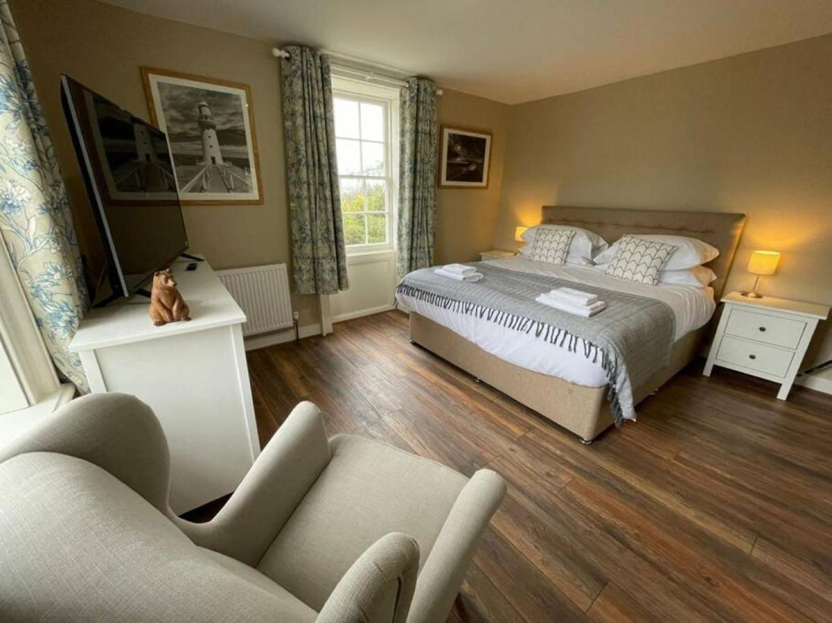Lydney House Swaffham Sleeps 22 Villa Ngoại thất bức ảnh